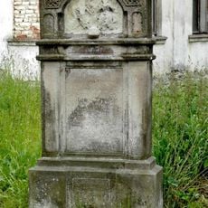 Pomník v Bezděkově u Prachomet