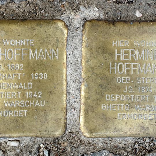 Stolperstein en memoria de Adolf  Hoffmann