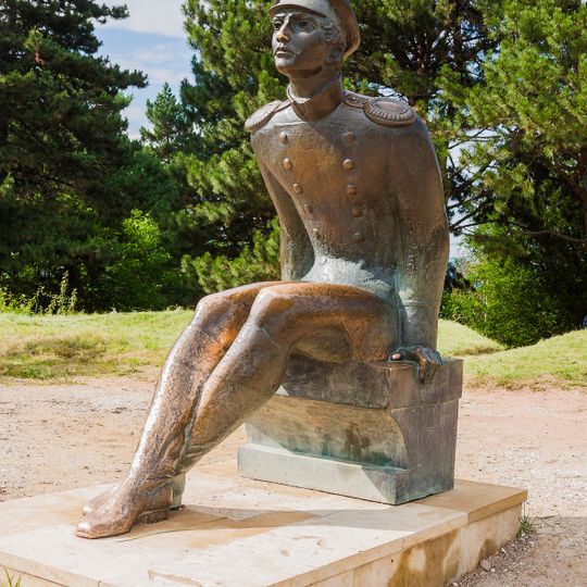 Памятник Михаилу Лермонтову