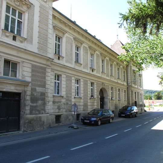 Wohnhaus, ehem. Stiftshof; Kreindlhof