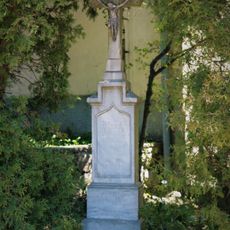 Wayside cross in Katov