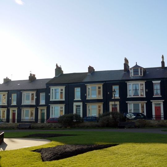 Redheugh Gardens War Memorial