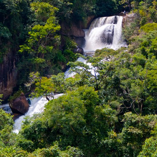 Henriques waterfall