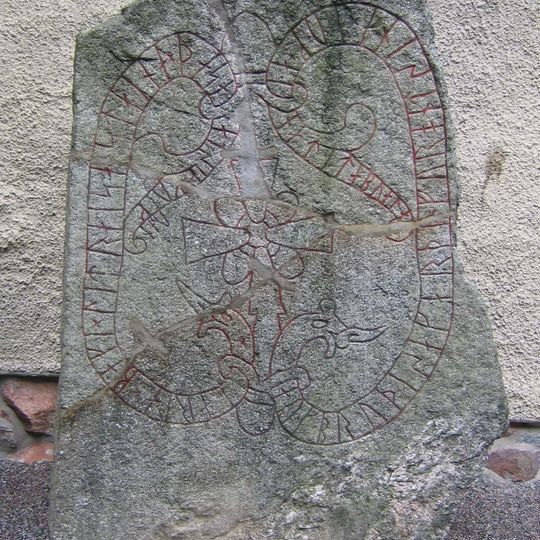 Upplands runinskrifter 127