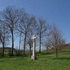 Kříž jižně od Hrzína