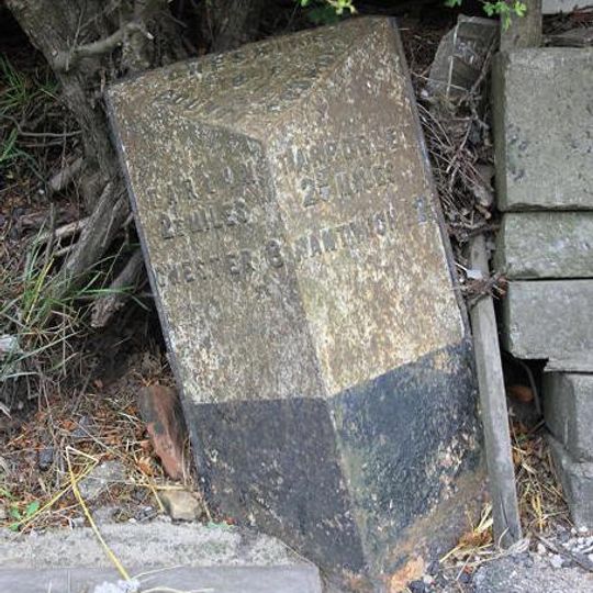 Milepost, Yewtree Farm