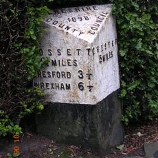 Milepost, Main Street, 20m N of jct with Old Lane
