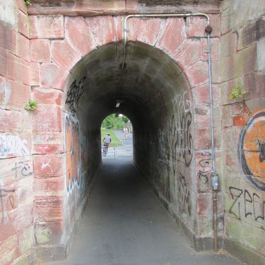 Dammdurchlass - Eisenbahntopographie