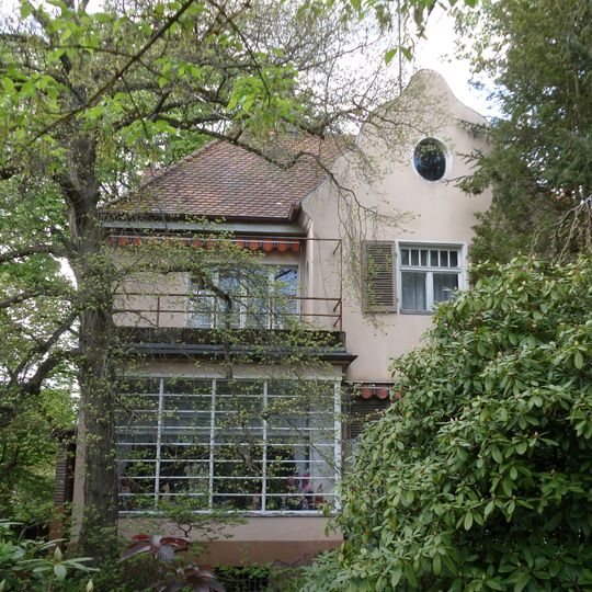 Am Herrenwäldchen 2