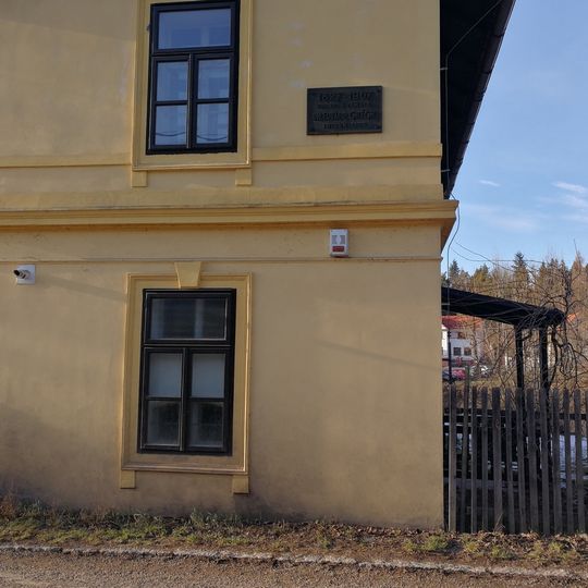 Pamětní deska Eduarda Grégra ve Lštění