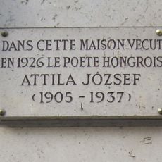Commemorative plaque