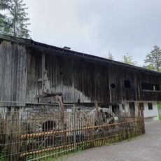 Baudenkmal D-1-80-119-10 in Großweil im Ortsteil Großweil