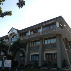 Castillejos Municipal Hall