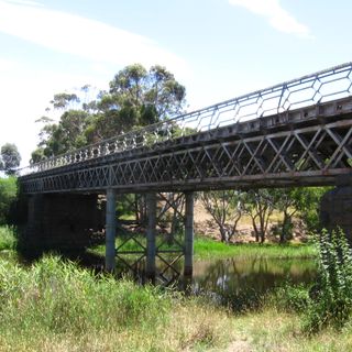 Pitfield Bridge