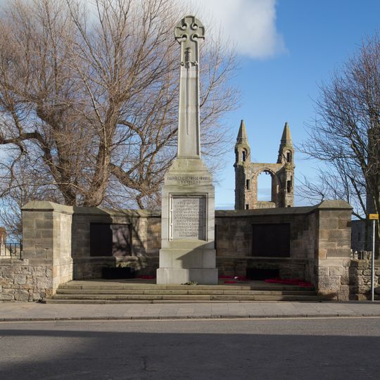 St Andrews, North Street, War Memorial