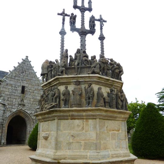 Complesso parrocchiale di Plougonven