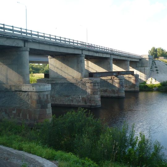Автомобильный мост через Черёху