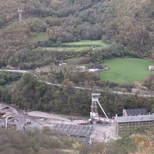 Castillete del pozo Montsacro