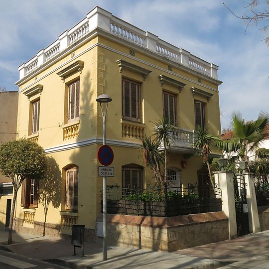 Torre unifamiliar al carrer Pahissa, 4