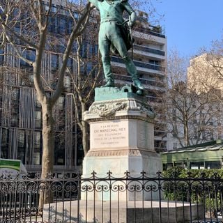 Pomnik Michela Neya w Paryżu