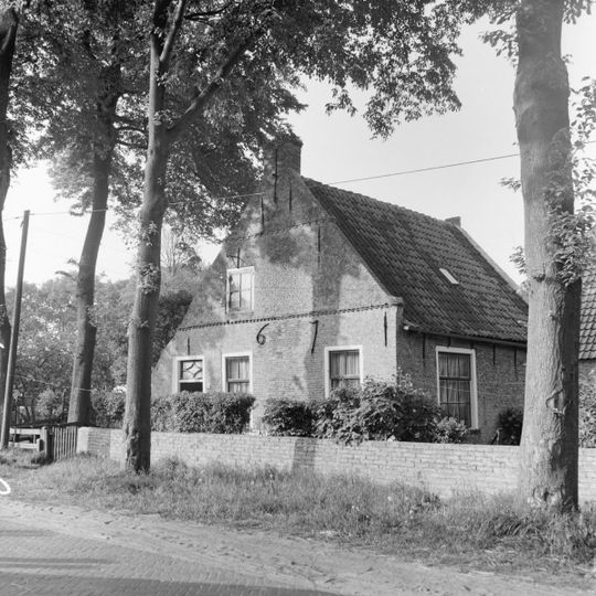 Burgemeester Waldastraat 14, Nes