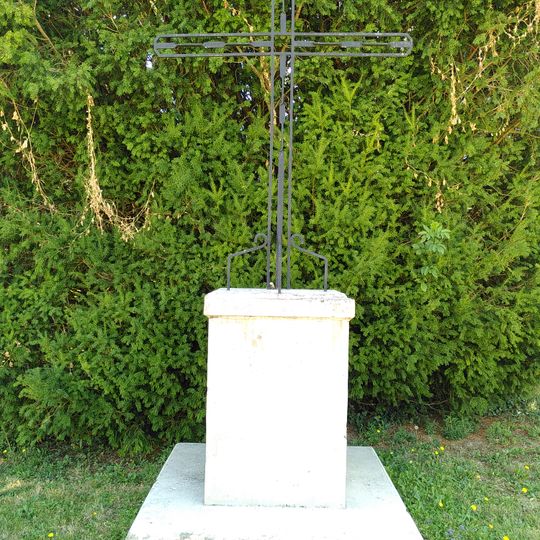 Croix de l'ancien cimetière