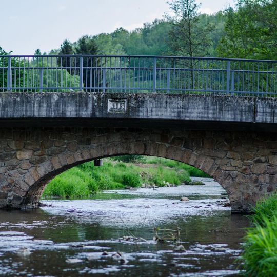 Straßenbrücke über den Rödelbach Am Wiesengrund -