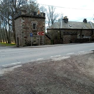 Dunrobin Castle, Western North Lodge