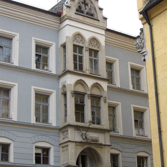 Ehemaliges Gasthaus Goldener Hirsch, jetzt Hofbräuhaus