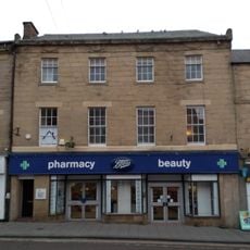 50 And 52, Bondgate Within