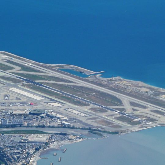 Aeropuerto Internacional Niza Costa Azul