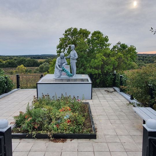 Братская могила советских воинов, погибших в годы Великой Отечественной войны