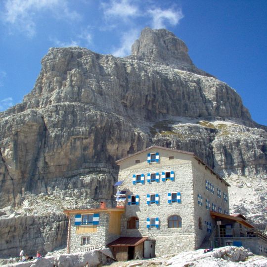 Tommaso Pedrotti-Tosa refuge