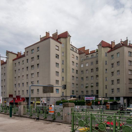 Wohnhausanlage Rechte Wienzeile 25-27