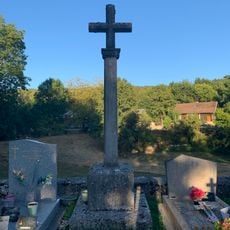 Cemetery cross of Montmerle