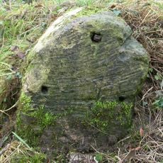 Milestone, Outmarsh; opp. Outmarsh Farm buildings