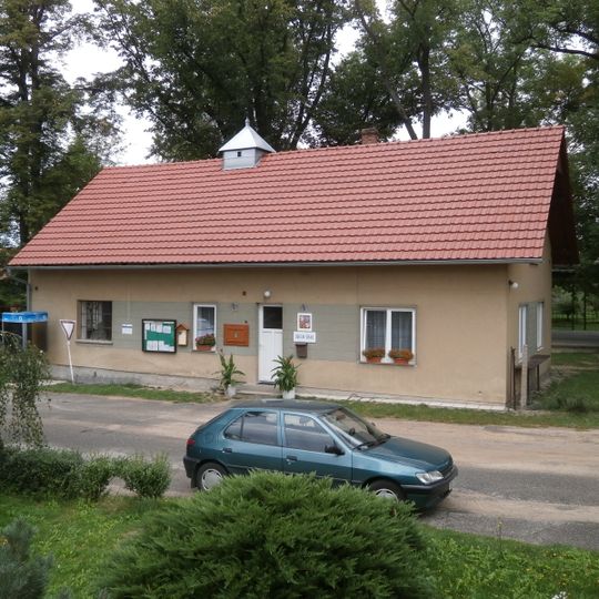 Bor u Skutče municipal office