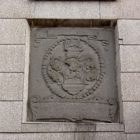 Wappenstein Hauptstraße 6