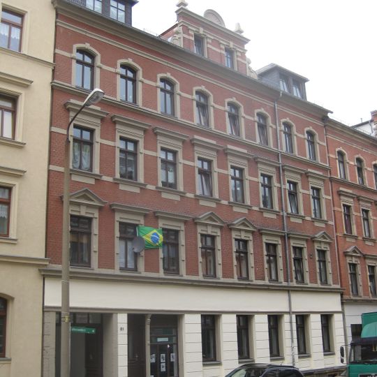Mietshaus in geschlossener Bebauung Hainstraße 81
