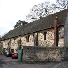 Former Tithe Barn To Vicar's Court