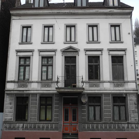 Friedrich-Ebert-Straße 242