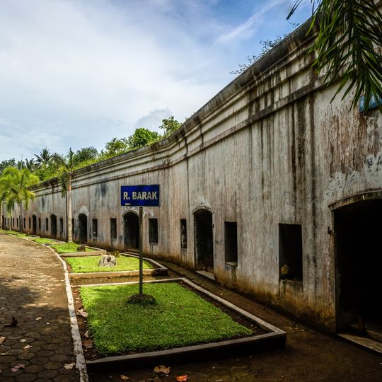 Benteng Pendem
