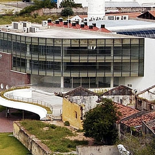 Biblioteca Municipal Lustosa da Costa