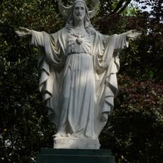 Statue of Sacred Heart of Jesus Christ