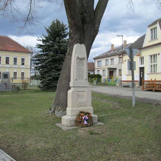 Pomník padlým ve Zlukově