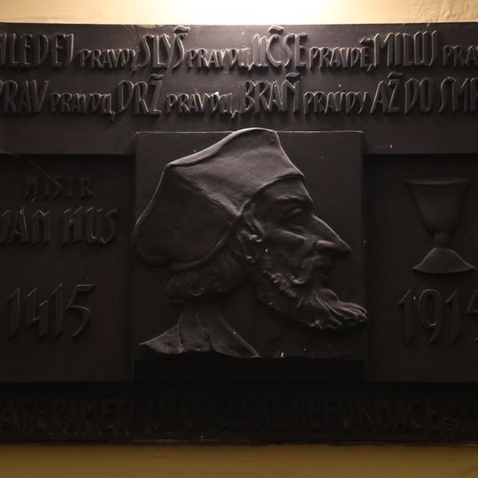Pamětní deska Jana Husa na Vinohradech