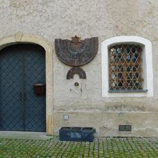 Pamětní deska židovským spoluobčanům na hradě v Mladé Boleslavi