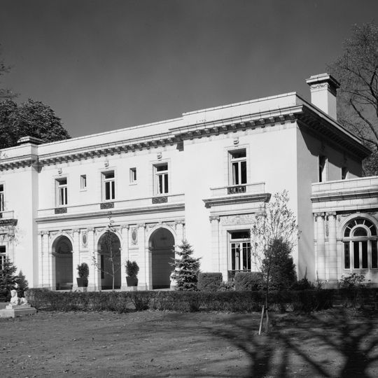 Fairmount Boulevard District