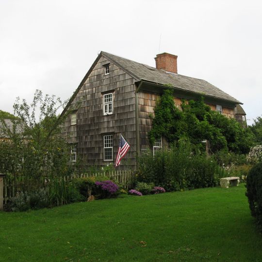 East Hampton Village District