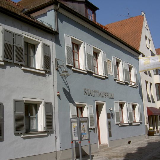 Ehemaliges Rathaus, im 16. Jahrhundert wohl als Freihaus erbaut, 1862/63-1921 als Rathaus genutzt, seit 1989 Heimatmuseum
